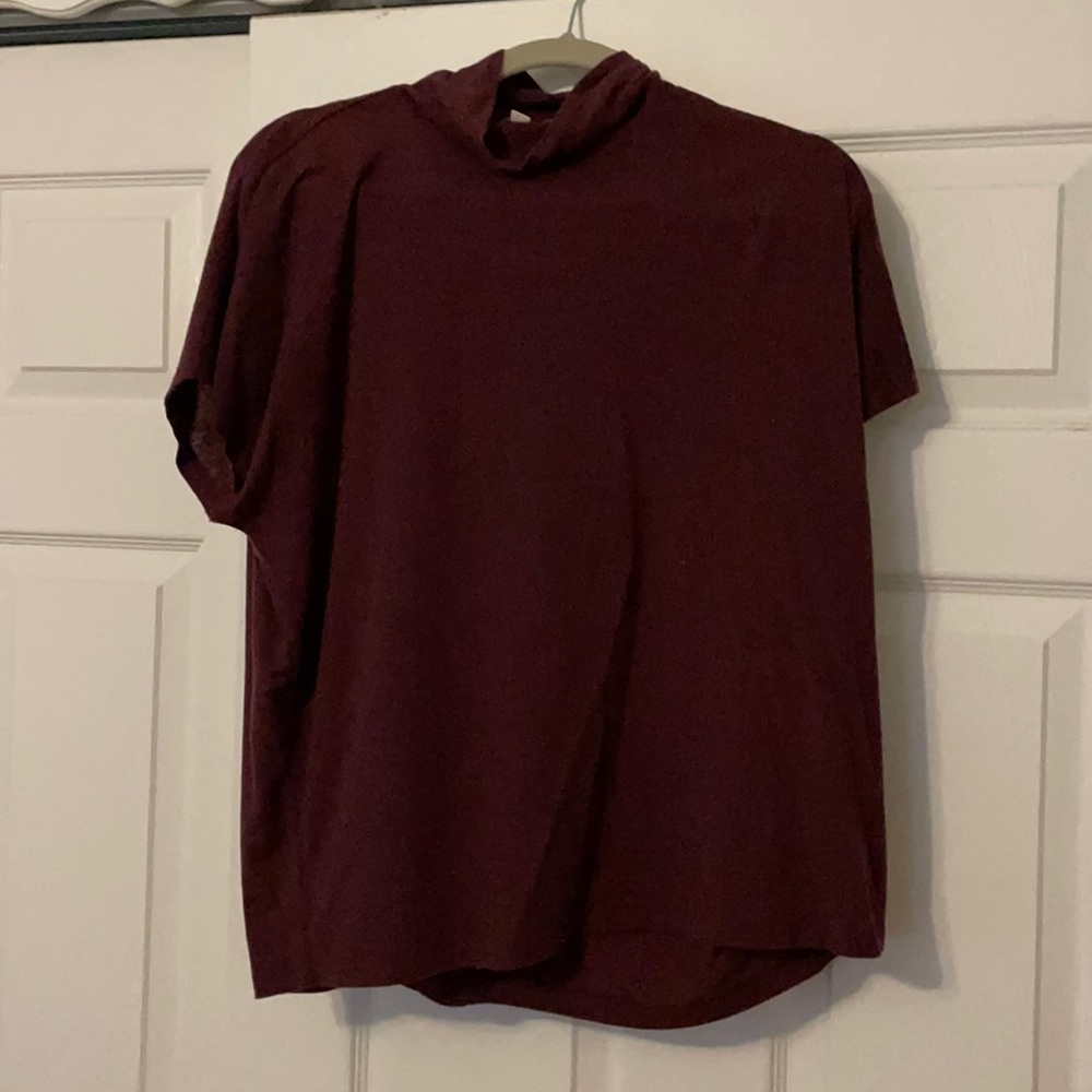 LOFT Short sleeve maroon cowl neck